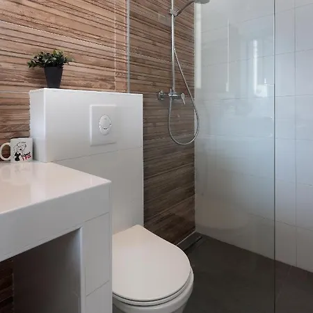 Apartamento Alan 2 *