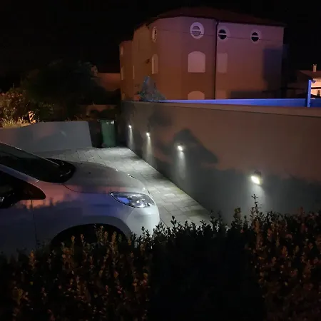 Alan 2 Appartamento Vrsi