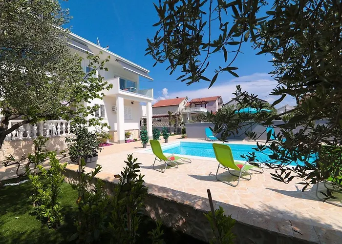 Appartement Alan 2 *
